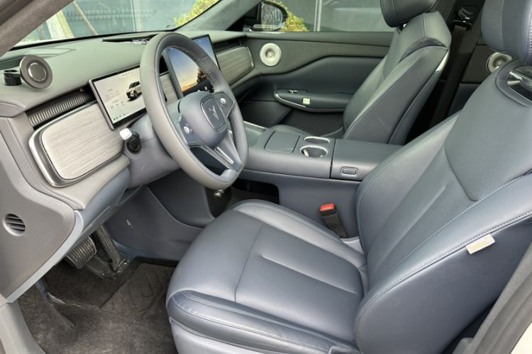 Used VOYAH COURAGE 2025 Model Rear-Drive Qiankun Edition Interior 3