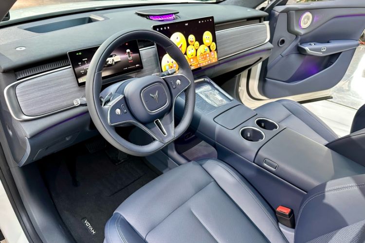 Used VOYAH COURAGE 2025 Model Four-Wheel-Drive Qiankun Edition Interior 7