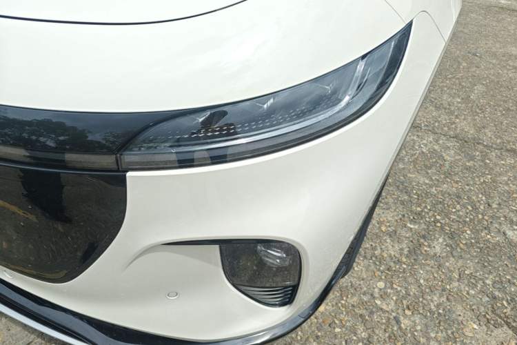 Used VOYAH COURAGE 2025 Model Four-Wheel-Drive Qiankun Edition Left Front Headlight