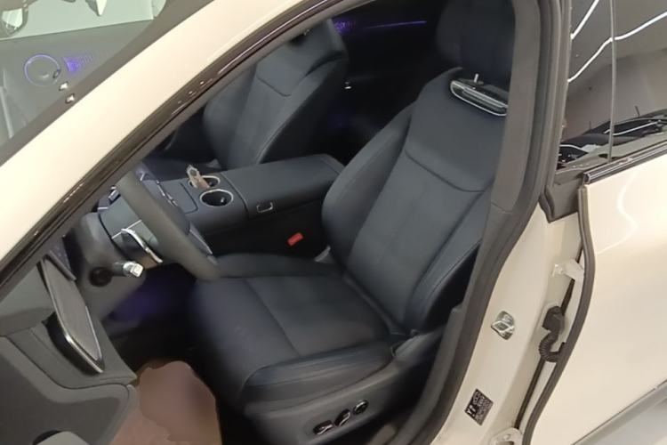 Used VOYAH COURAGE 2025 Model Four-Wheel-Drive Qiankun Edition Left Front Seat
