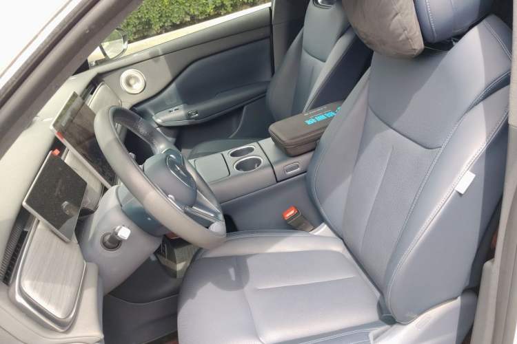 Used VOYAH COURAGE 2025 Model Rear-Drive Qiankun Edition Left Front Seat