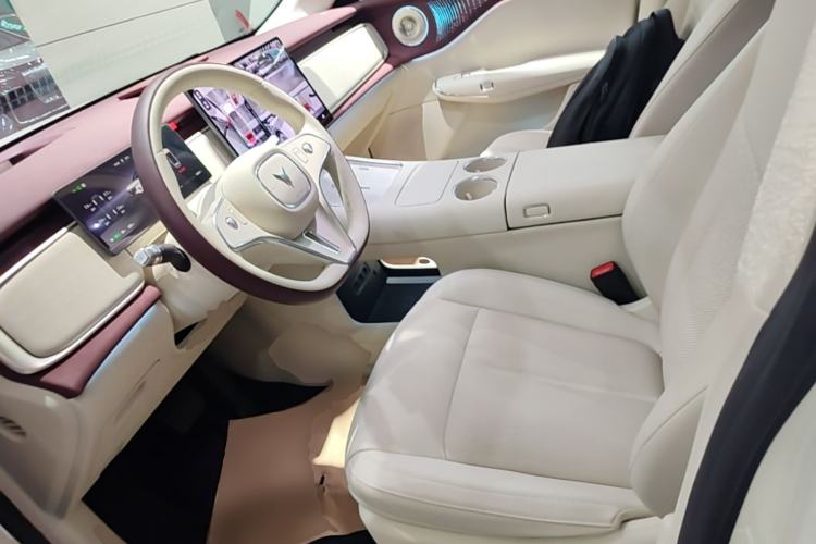 Used VOYAH COURAGE 2025 Model Four-Wheel-Drive Qiankun Edition Left Front Seat