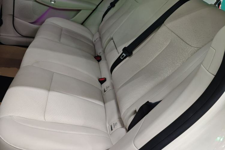 Used VOYAH COURAGE 2025 Model Four-Wheel-Drive Qiankun Edition Left Rear Seat