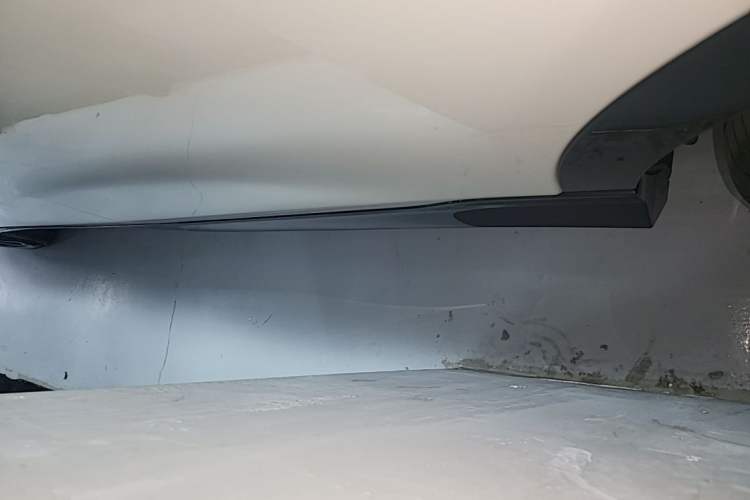 Used VOYAH COURAGE 2025 Model Four-Wheel-Drive Qiankun Edition Left Side Sill