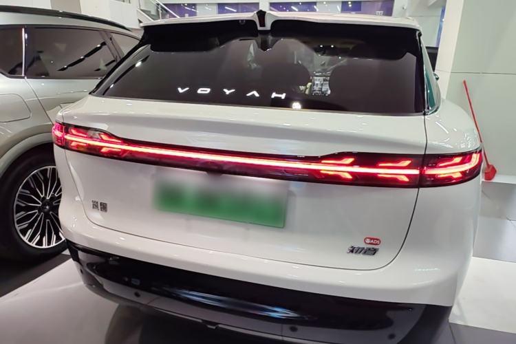 Used VOYAH COURAGE 2025 Model Four-Wheel-Drive Qiankun Edition Rear