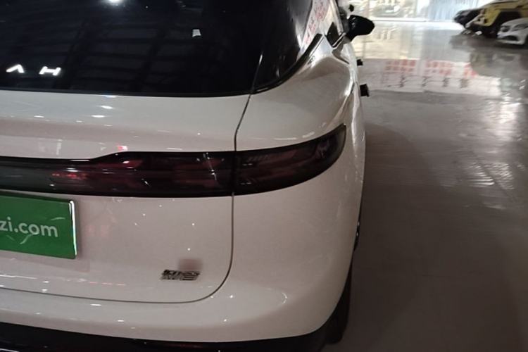 Used VOYAH COURAGE 2025 Model Rear-Drive Qiankun Edition Right Rear Taillight