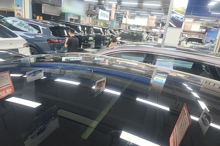 Used VOYAH COURAGE 2025 Model Four-Wheel-Drive Qiankun Edition Roof