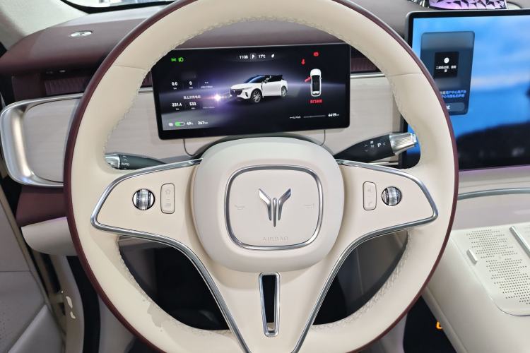 Used VOYAH COURAGE 2025 Model Rear-Drive Qiankun Edition Steering Wheel