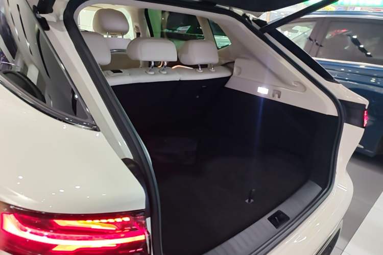 Used VOYAH COURAGE 2025 Model Four-Wheel-Drive Qiankun Edition Trunk