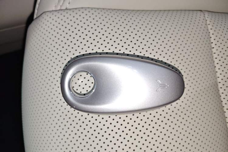 Used VOYAH COURAGE 2025 Model Rear-Drive Qiankun Edition Vehicle Key
