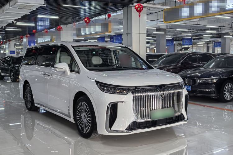 Used VOYAH Dream 2025 PHEV Four-Wheel Drive Prestige Kunpeng Edition Exterior 2