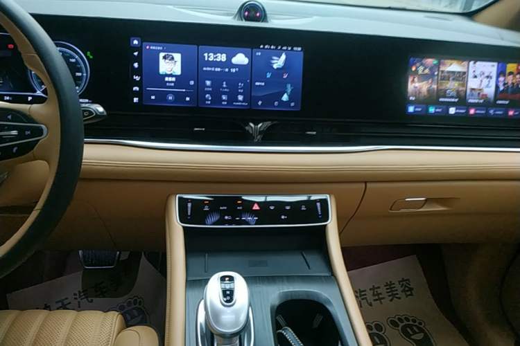 Used VOYAH Dream 2022 Low-Carbon Edition Dream+ Smart Enjoyment Package Audio And AC Panel