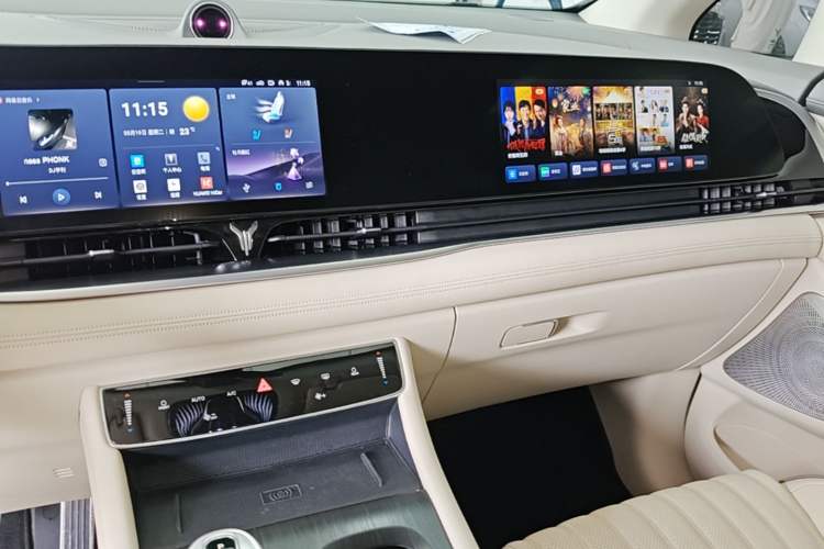 Used VOYAH Dream 2022 Low-Carbon Edition Dream+ Smart Enjoyment Package Audio And AC Panel