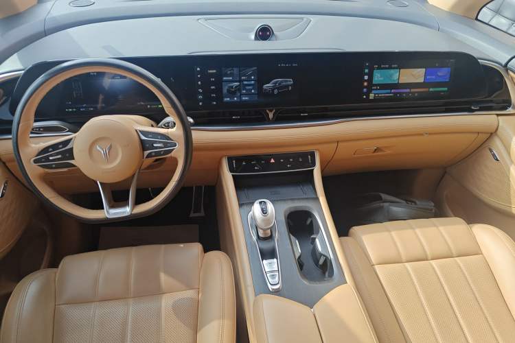 Used VOYAH Dream 2022 Low-Carbon Edition Plus Intelligent Driving Package Audio And AC Panel