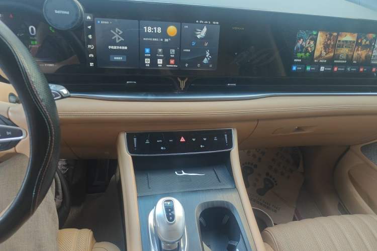 Used VOYAH Dream 2022 Low-Carbon Edition Dream+ Smart Enjoyment Package Audio And AC Panel
