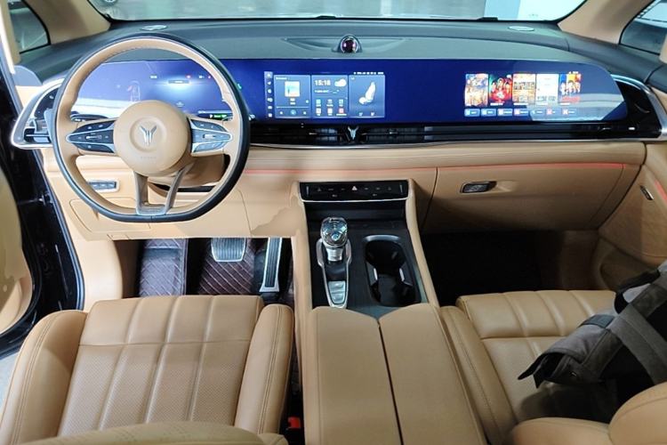 Used VOYAH Dream 2022 Low-Carbon Edition Plus Intelligent Driving Package Center Console