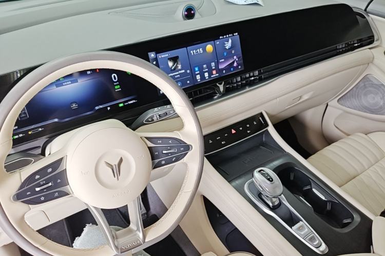 Used VOYAH Dream 2022 Low-Carbon Edition Dream+ Smart Enjoyment Package Center Console
