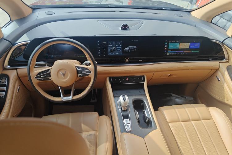 Used VOYAH Dream 2022 Low-Carbon Edition Plus Intelligent Driving Package Center Console