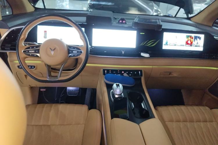 Used VOYAH Dream 2022 Low-Carbon Edition Dream+ Smart Enjoyment Package Center Console