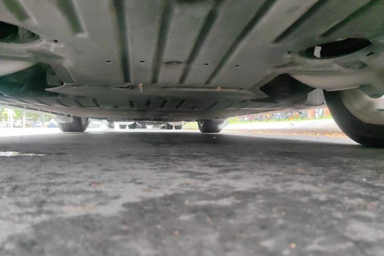 Used VOYAH Dream 2022 0-Emission Version Range of 475 km Chassis Rear