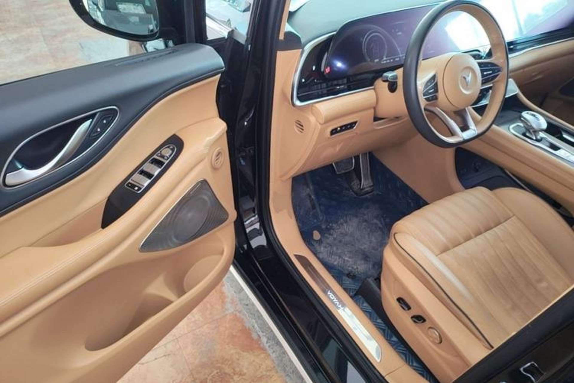 Used VOYAH Dream 2022 0-Emission Edition Dream+ Smart Range Package – 605 km Driver Seat