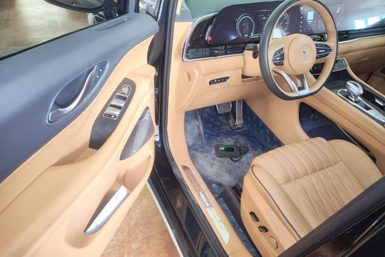 Used VOYAH Dream 2022 0-Emission Edition Dream+ Smart Range Package – 605 km Driver Seat