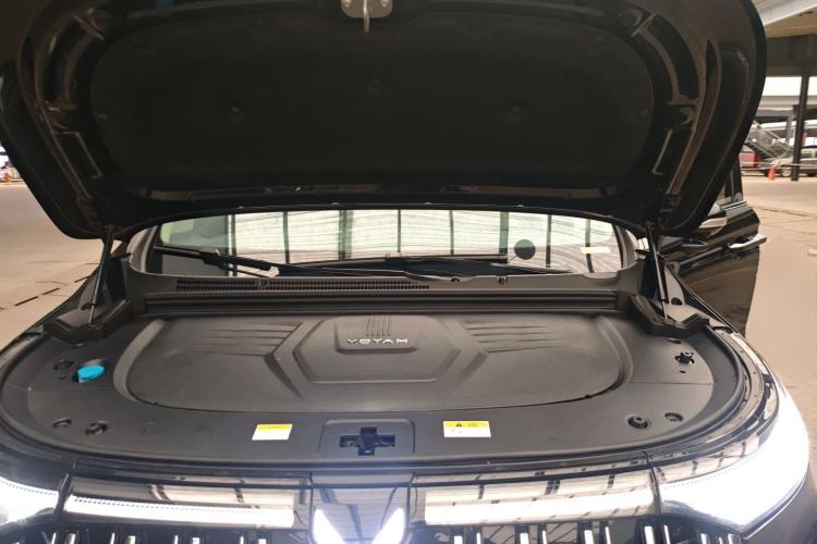Used VOYAH Dream 2022 Low-Carbon Edition Dream+ Smart Enjoyment Package Engine Bay