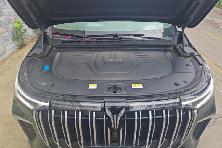 Used VOYAH Dream 2022 Low-Carbon Edition Dream+ Smart Enjoyment Package Engine Bay