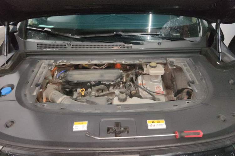 Used VOYAH Dream 2022 Low-Carbon Edition Dream+ Smart Enjoyment Package Engine Bay