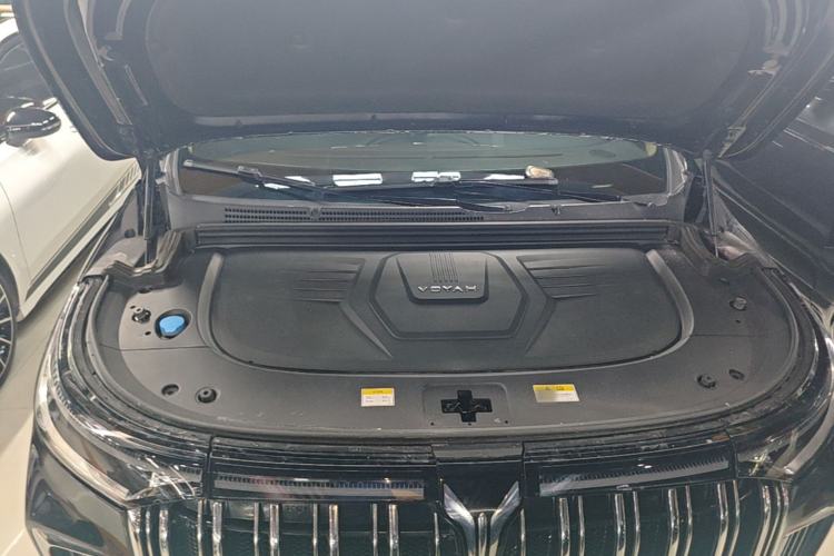 Used VOYAH Dream 2022 Low-Carbon Edition Dream+ Smart Enjoyment Package Engine Bay