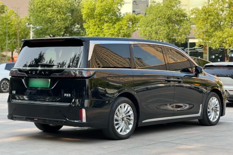 Used VOYAH Dream 2022 Low-Carbon Edition Home Exterior 2