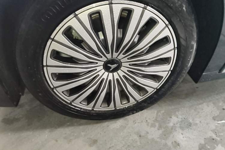 Used VOYAH Dream 2022 0-Emission Edition Dream+ Smart Range Package – 605 km Exterior 4