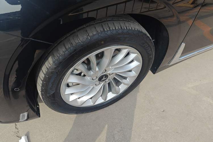 Used VOYAH Dream 2022 Low-Carbon Edition Plus Intelligent Driving Package Exterior 4