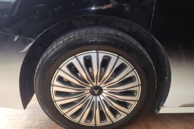Used VOYAH Dream 2022 0-Emission Edition Dream+ Smart Range Package – 605 km Exterior 5