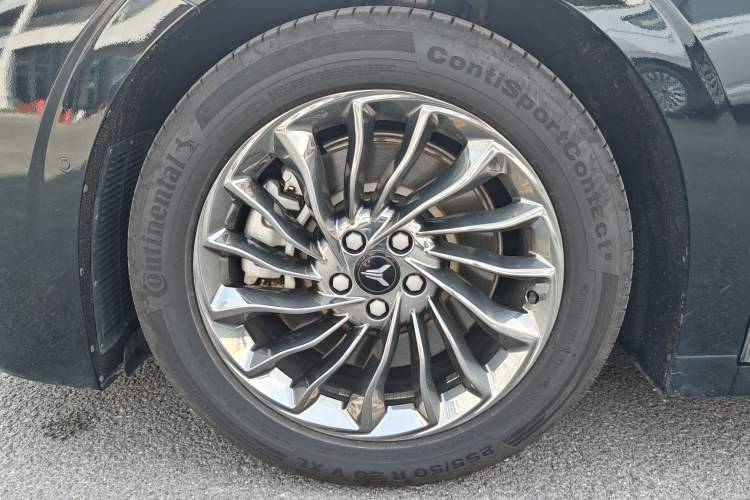 Used VOYAH Dream 2022 Low-Carbon Edition Dream+ Smart Enjoyment Package Exterior 6