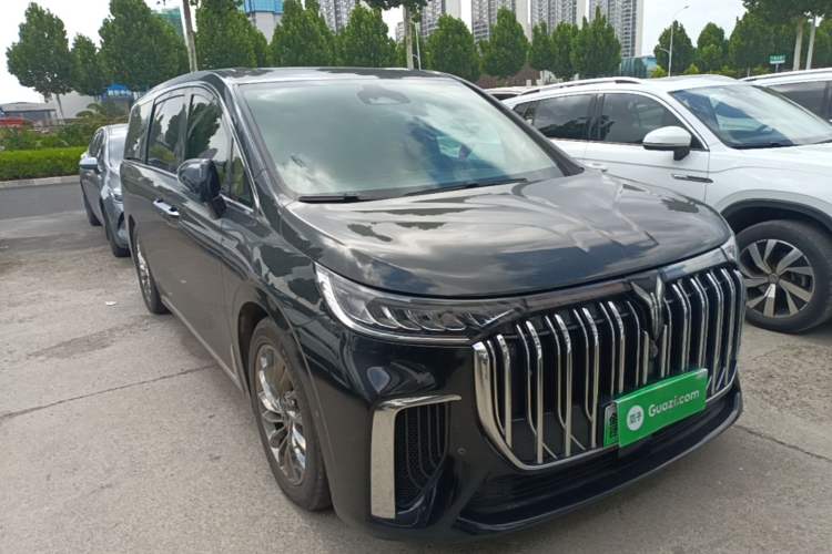 Used VOYAH Dream 2022 Low-Carbon Edition Dream+ Smart Enjoyment Package Front Right 45 Deg