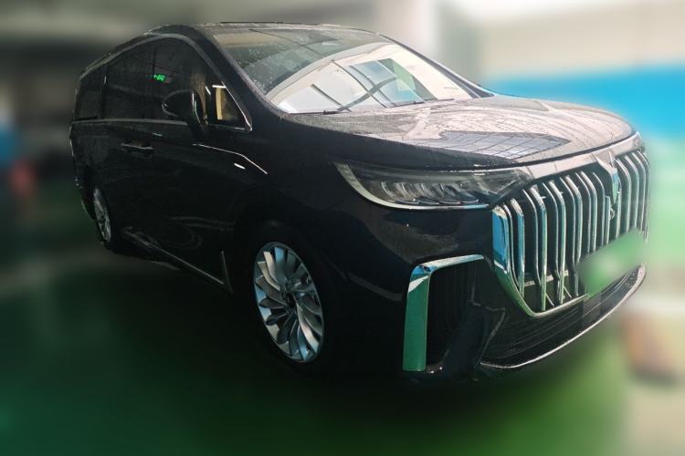 Used VOYAH Dream 2022 Low-Carbon Edition Plus Intelligent Driving Package Front Right 45 Deg