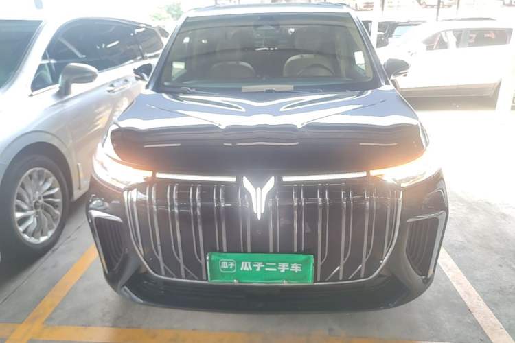 Used VOYAH Dream 2022 0-Emission Version Plus Intelligent Driving Package 475 km Front