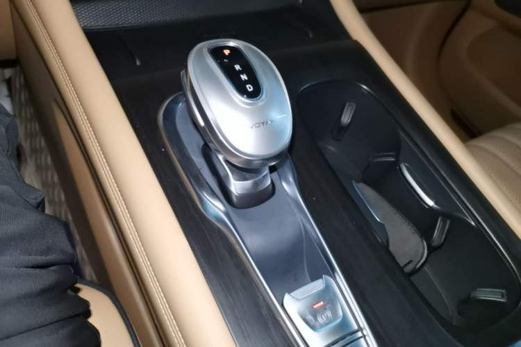 Used VOYAH Dream 2022 Low-Carbon Edition Dream+ Smart Enjoyment Package Gear Lever