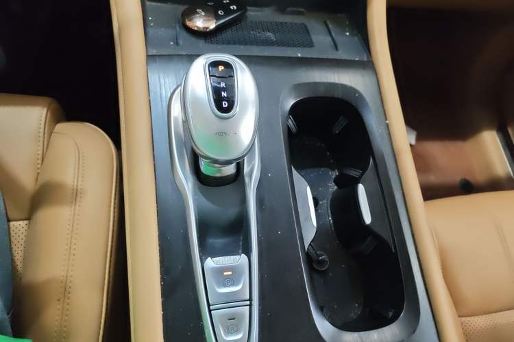 Used VOYAH Dream 2022 Low-Carbon Edition Home Gear Lever