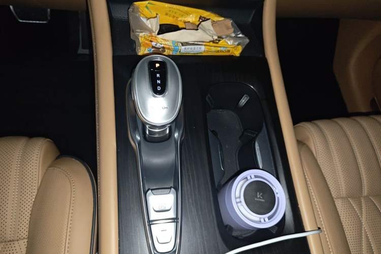 Used VOYAH Dream 2022 Low-Carbon Edition Dream+ Smart Enjoyment Package Gear Lever