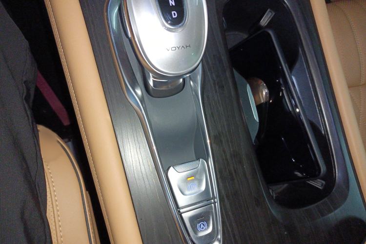 Used VOYAH Dream 2022 Low-Carbon Edition Dream+ Smart Enjoyment Package Gear Lever