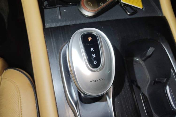 Used VOYAH Dream 2022 Low-Carbon Edition Dream+ Smart Enjoyment Package Gear Lever