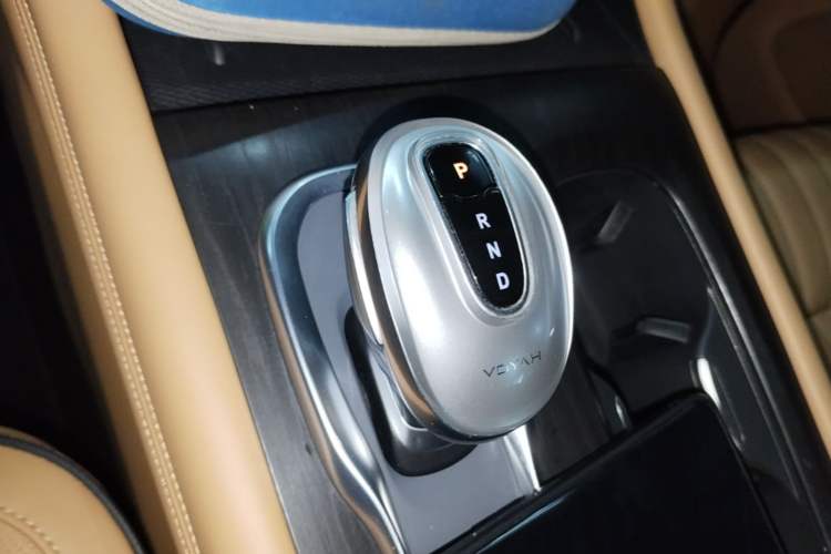 Used VOYAH Dream 2022 Low-Carbon Edition Dream+ Smart Enjoyment Package Gear Lever