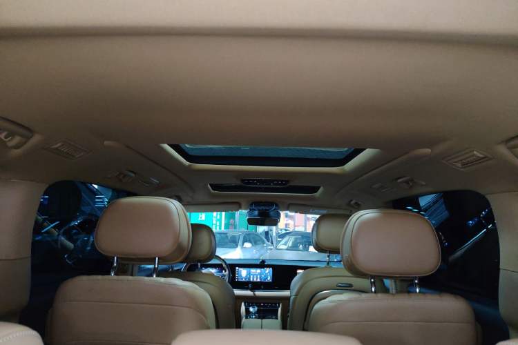 Used VOYAH Dream 2022 0-Carbon Edition Dream+ Smart Enjoyment Package 475 km Headliner