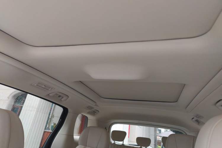 Used VOYAH Dream 2022 Low-Carbon Edition Dream+ Smart Enjoyment Package Headliner