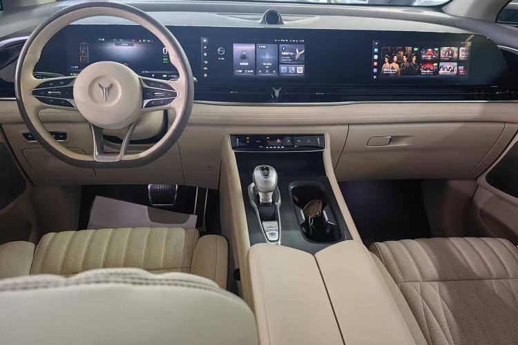 Used VOYAH Dream 2022 Low-Carbon Edition Dream+ Smart Enjoyment Package Interior 1