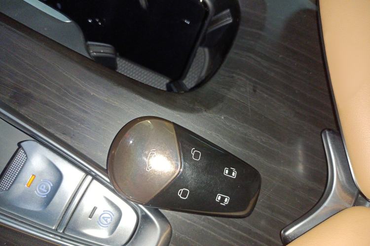 Used VOYAH Dream 2022 Low-Carbon Edition Dream+ Smart Enjoyment Package Interior 1
