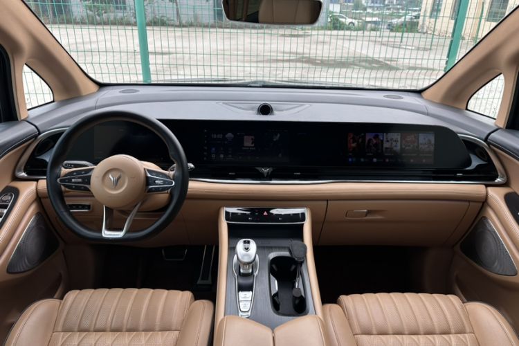 Used VOYAH Dream 2022 Low-Carbon Edition Dream+ Smart Enjoyment Package Interior 1