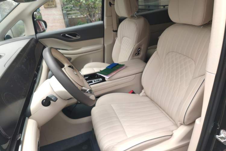 Used VOYAH Dream 2022 Low-Carbon Edition Dream+ Smart Enjoyment Package Left Front Seat